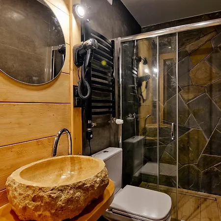 Vika I Wataha - Swietna Lokalizacja W Centrum Zakopanego - Blisko Krupowek I Wyciagu Narciarskiego 木屋