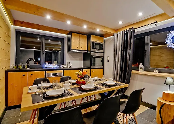 Vika I Wataha - Swietna Lokalizacja W Centrum Zakopanego - Blisko Krupowek I Wyciagu Narciarskiego 샬레